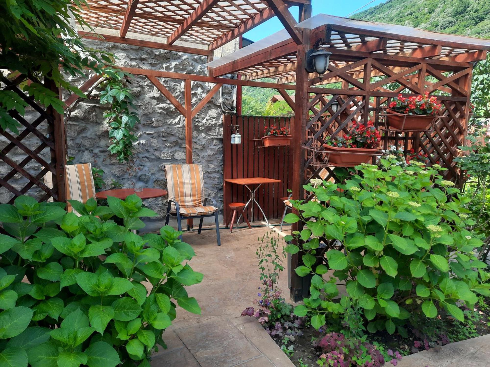 Pension Eden Бэиле-Еркулане Экстерьер фото
