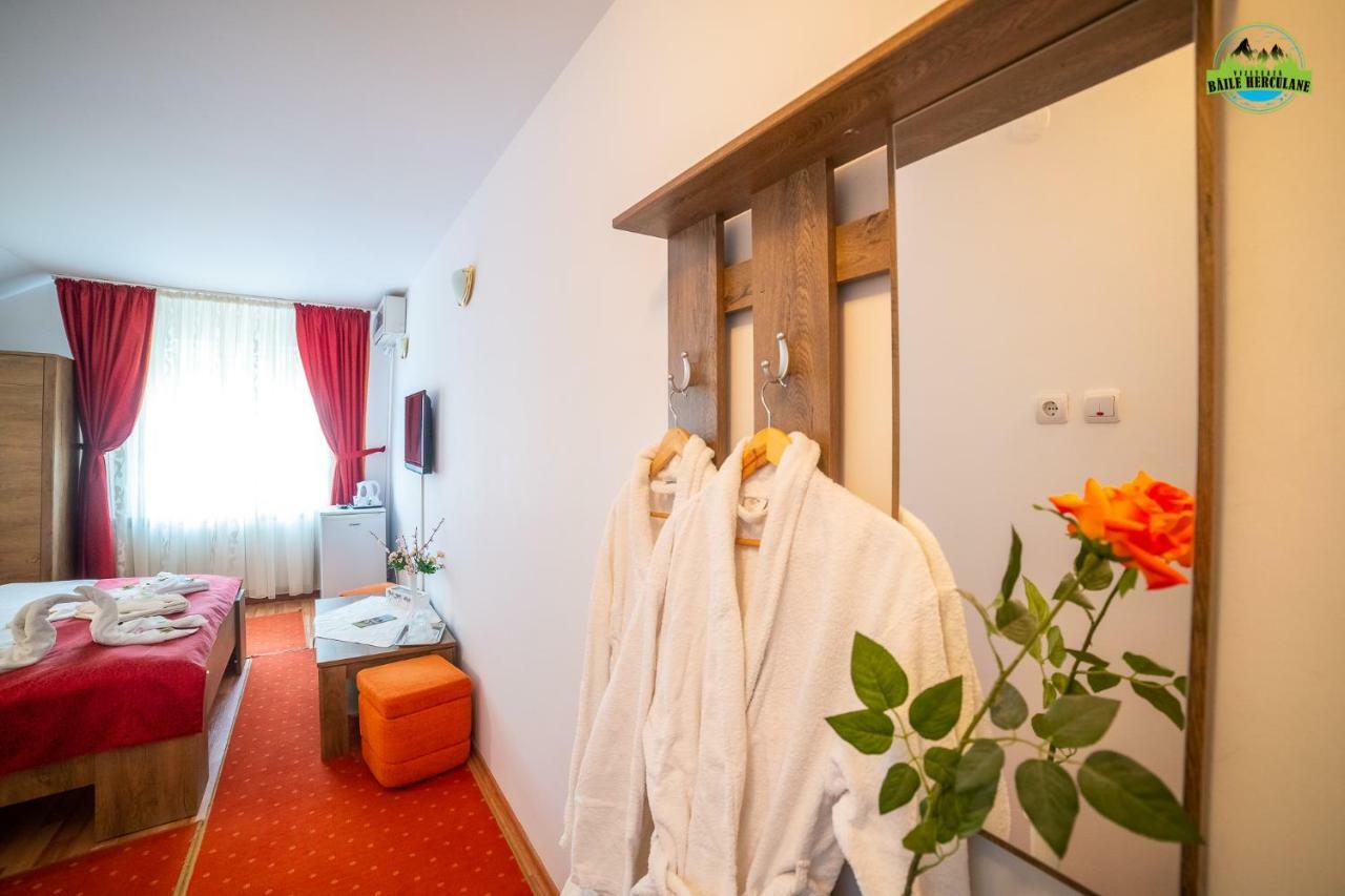 Pension Eden Бэиле-Еркулане Экстерьер фото