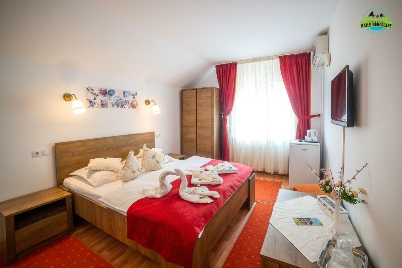 Pension Eden Бэиле-Еркулане Экстерьер фото