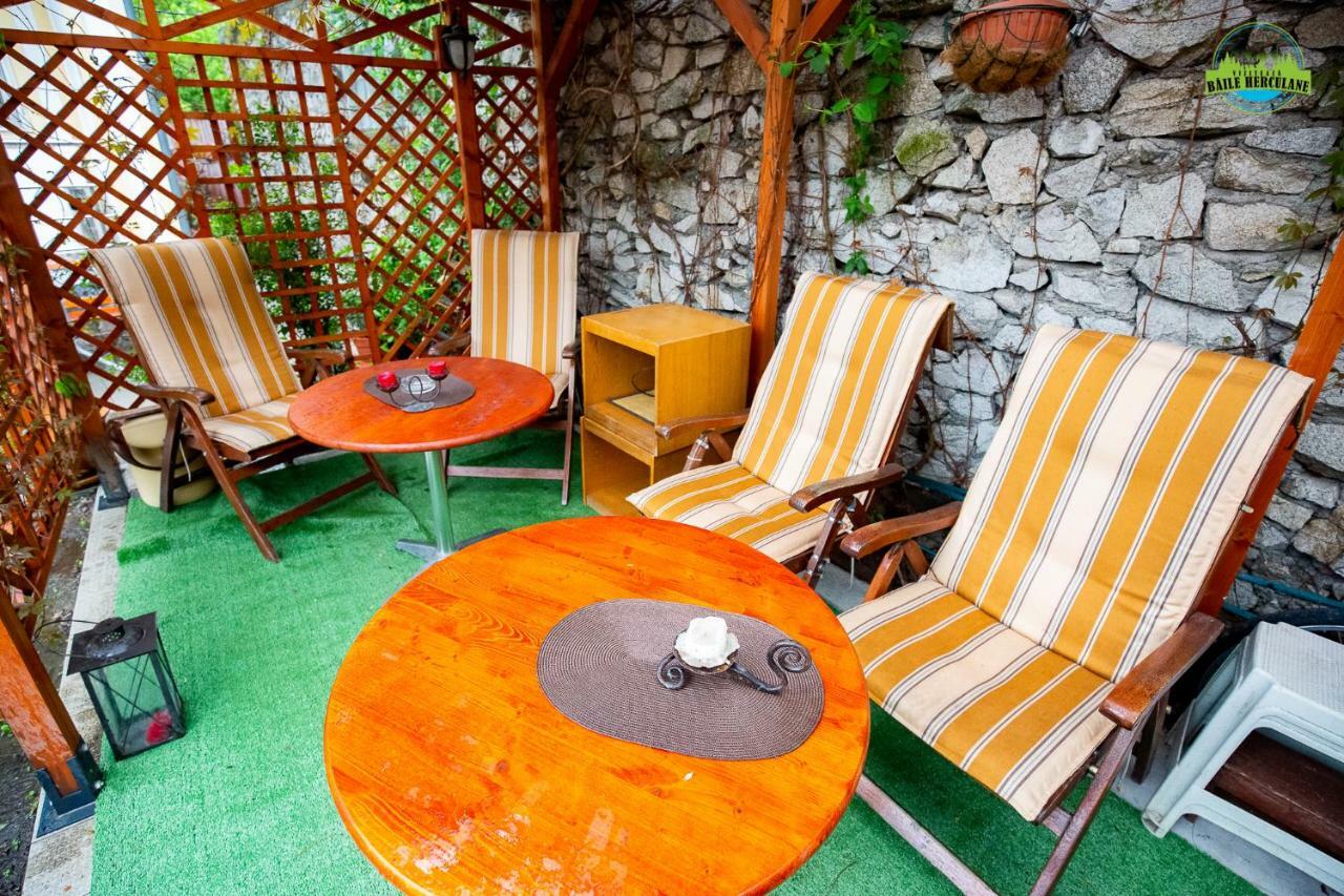 Pension Eden Бэиле-Еркулане Экстерьер фото