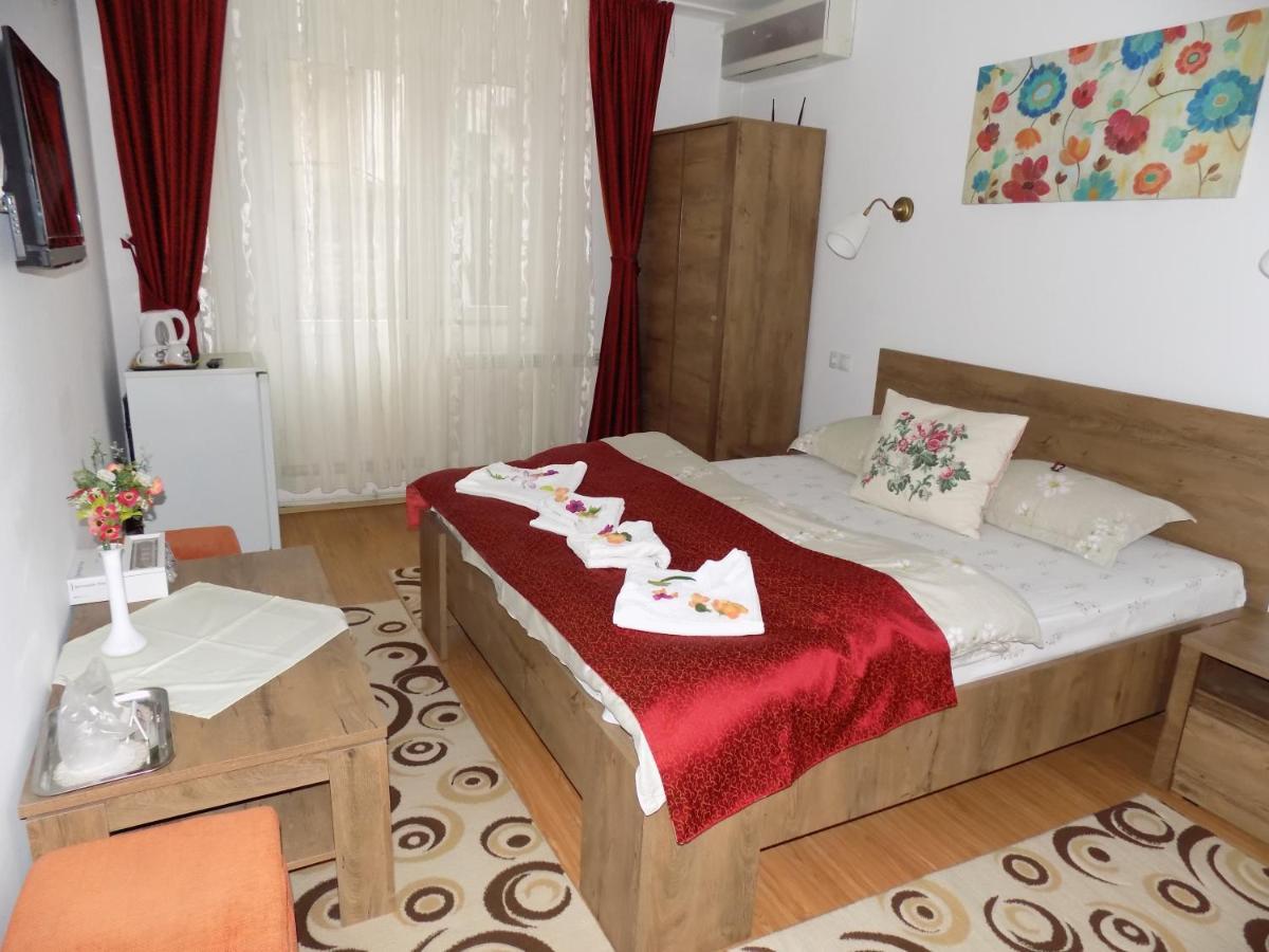 Pension Eden Бэиле-Еркулане Экстерьер фото